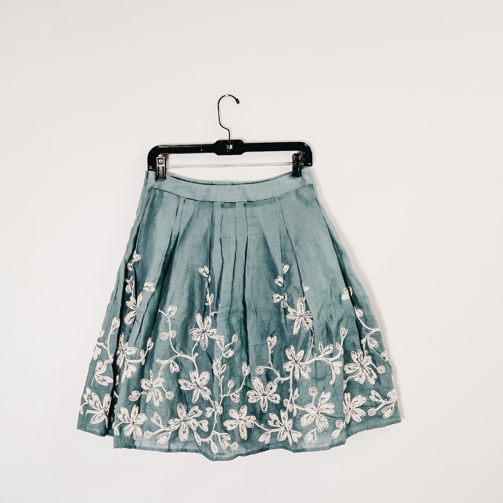 NWOT Talbots Linen Embroidered Pleated Full Skirt